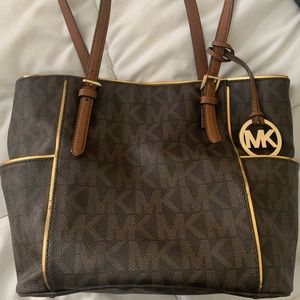Michael Kors Bag - M/L